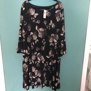Connected Black Floral Dress w/Flounce Details 22W